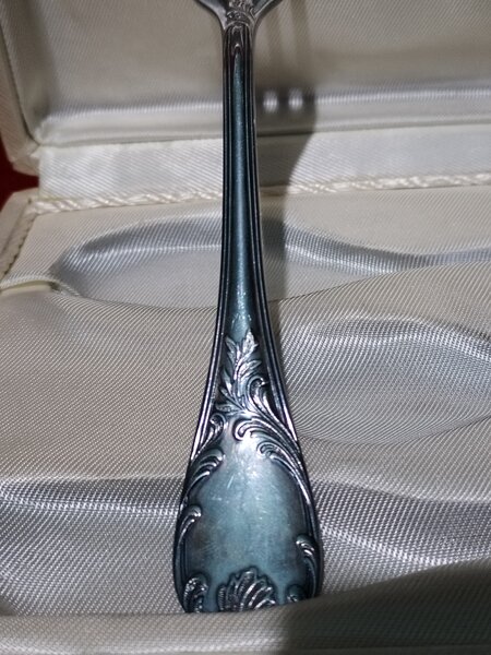 Caseta cu furculita si lingurita argintate Christofle