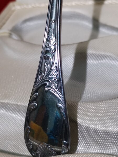 Caseta cu furculita si lingurita argintate Christofle