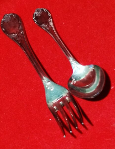 Caseta cu furculita si lingurita argintate Christofle